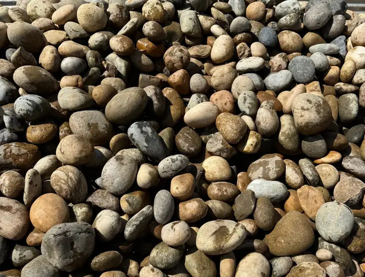 4×8 Noiya Cobble — bulk landscape material at the yard